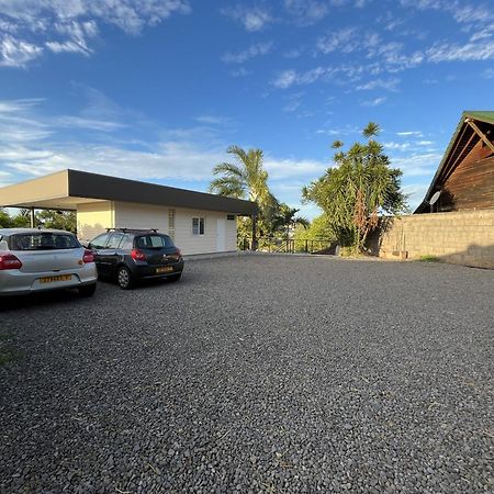 Ononui Lodge Airport, Ocean-View, Private Bathroom And Balcony, Free Wifi And Parking, On-Site Car Rental Faaa Esterno foto