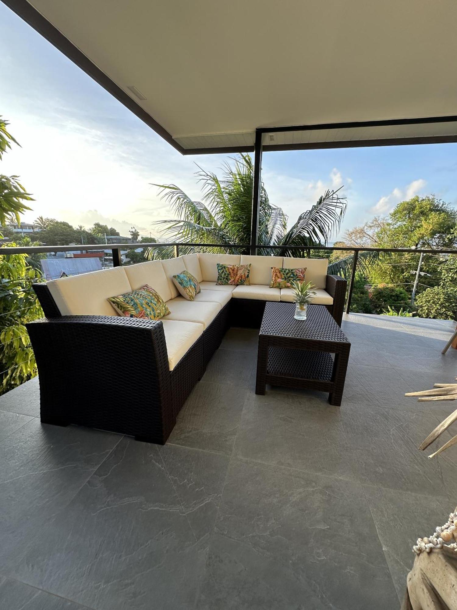 Ononui Lodge Airport, Ocean-View, Private Bathroom And Balcony, Free Wifi And Parking, On-Site Car Rental Faaa Esterno foto