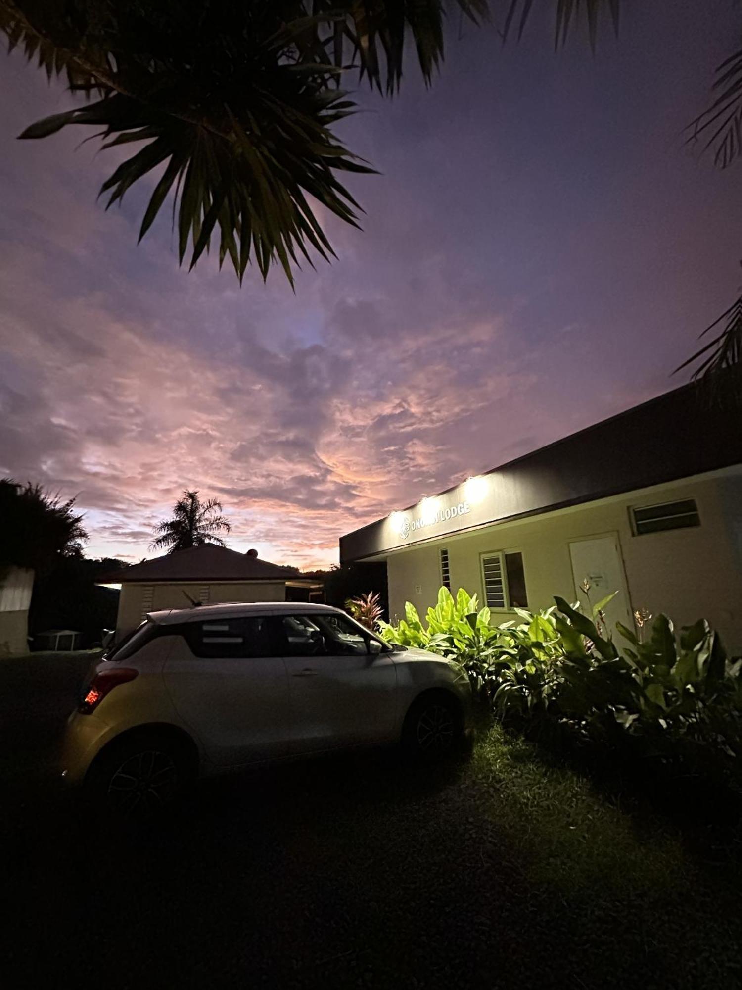 Ononui Lodge Airport, Ocean-View, Private Bathroom And Balcony, Free Wifi And Parking, On-Site Car Rental Faaa Esterno foto